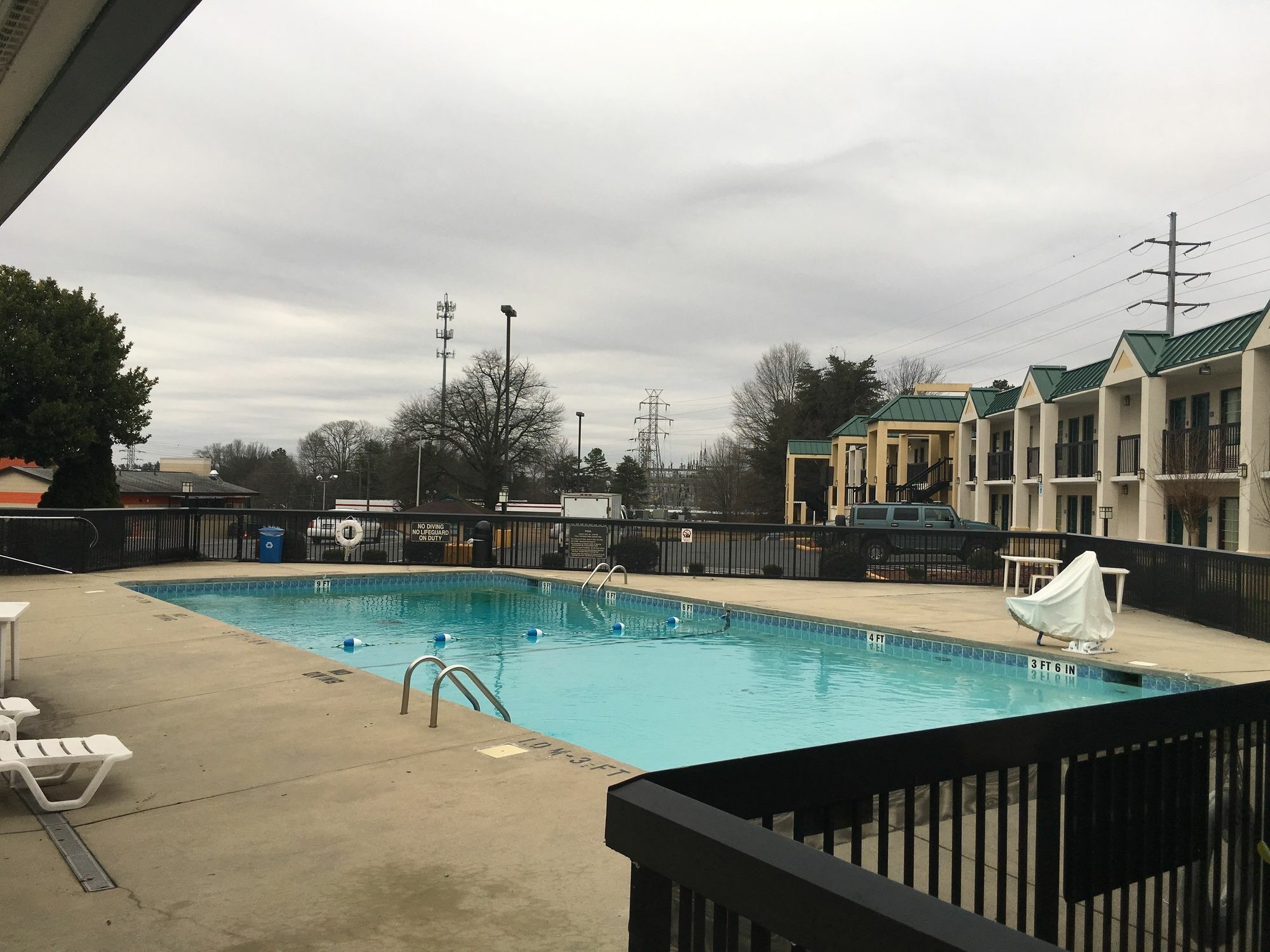 Quality Inn & Suites Hanes Mall Winston-Salem Eksteriør billede